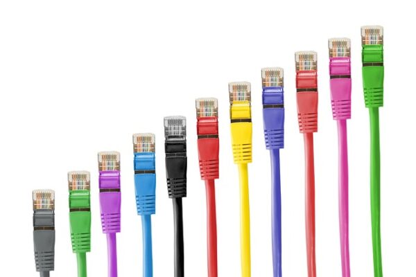สายแลนและตัวปรับเครือข่าย 2 lan-cable