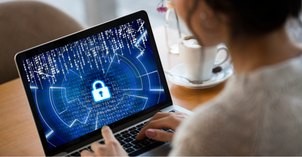 5 เทรนด์ไอทีที่กำลังมาแรงในปี 2025 4 ความปลอดภัยทางไซเบอร์ (Cybersecurity)